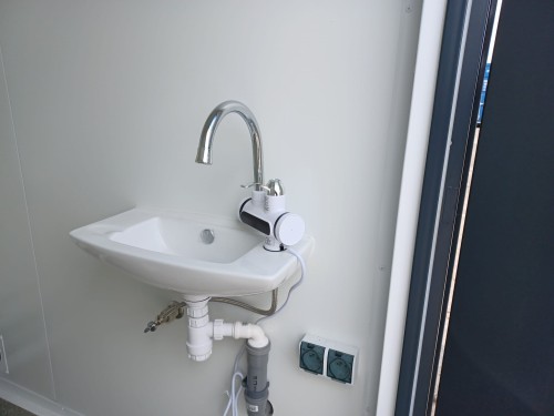 MK4319-kontener-sanitarny-7.jpg