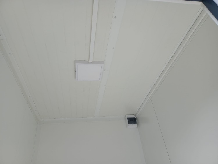 MK4263-kontener-sanitarny-5.jpg