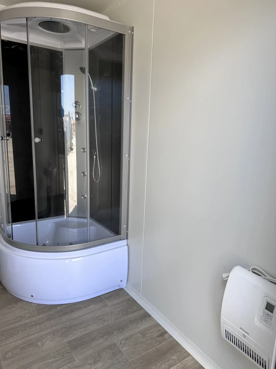 MK5450-kontener-sanitarny-9.jpg
