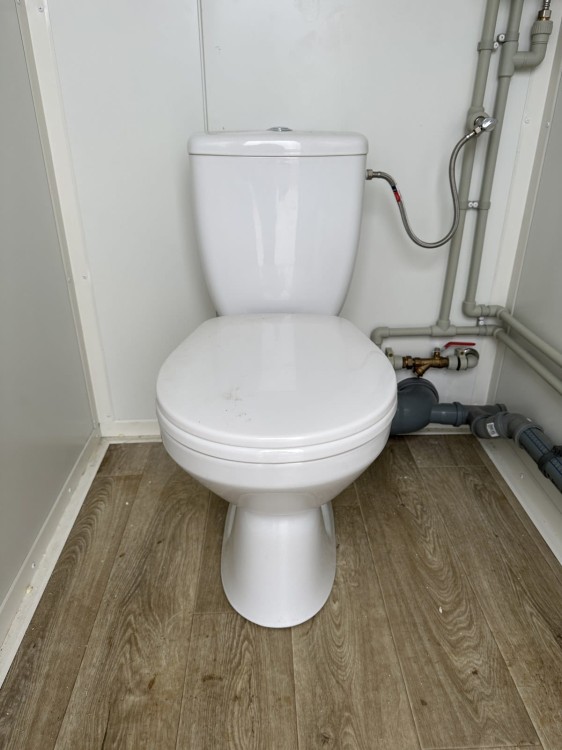 MK5531-kontener-sanitarny-11.jpg