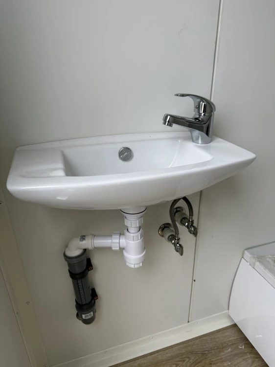 MK5531-kontener-sanitarny-8.jpg