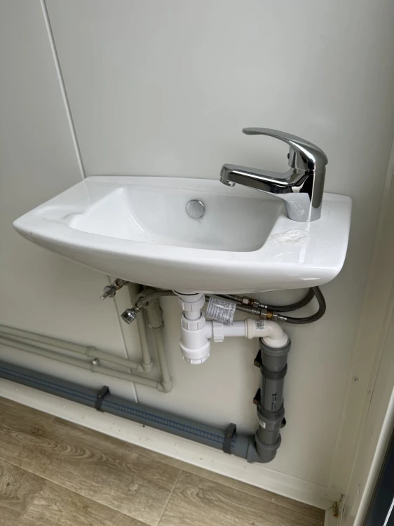 MK5531-kontener-sanitarny-12.jpg