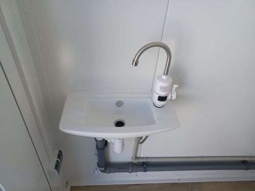 MK4220-kontener-sanitarny-10.jpg
