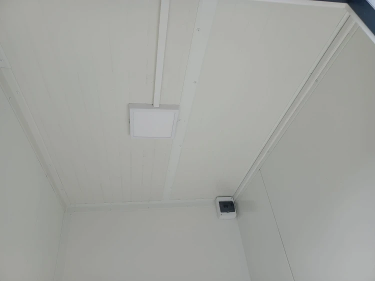 MK4263-kontener-sanitarny-5.jpg