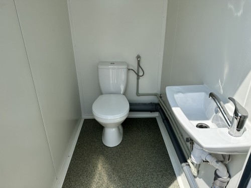 MK5411-kontener-sanitarny-8.jpg