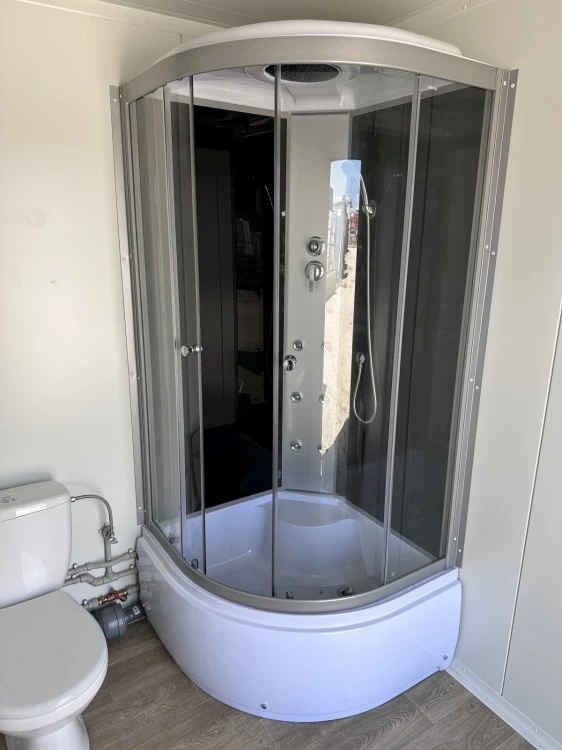 MK5450-kontener-sanitarny-6.jpg
