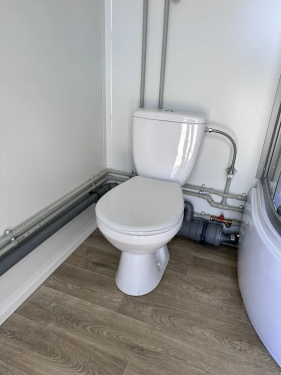 MK5450-kontener-sanitarny-7.jpg
